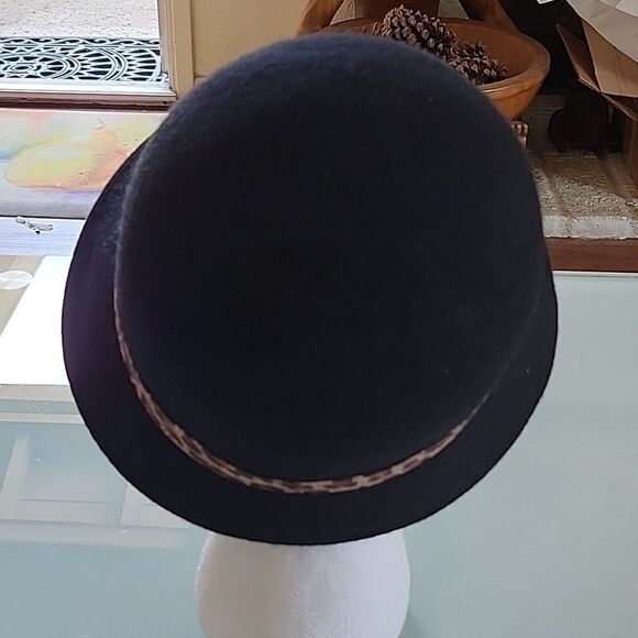 100% Wool Hat - Picture 3 of 5